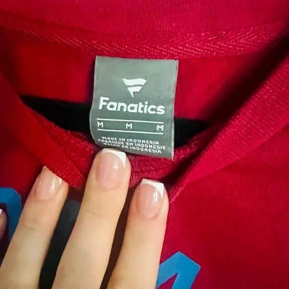 NHL Colorado Avalanche Maroon Sweater - Picture 5 of 6